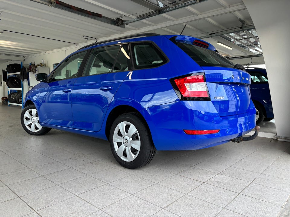 Skoda Fabia 1,0 MPi 60 Ambition Combi 5d