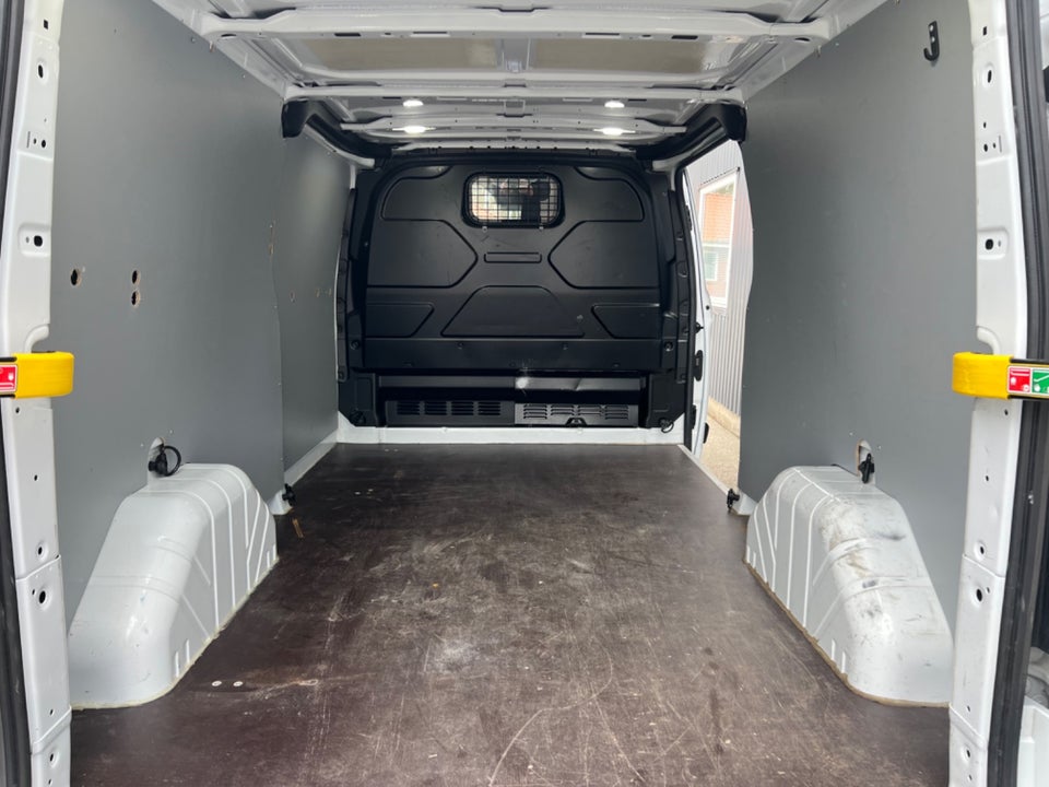 Ford Transit Custom 300L 2,0 TDCi 130 Trend
