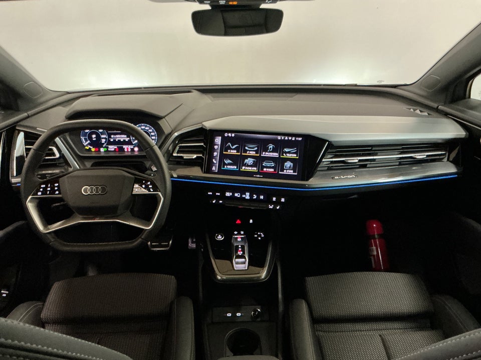 Audi Q4 e-tron 45 S-line 5d