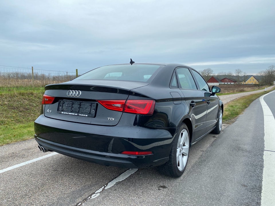 Audi A3 2,0 TDi 150 Sport S-tr. 4d