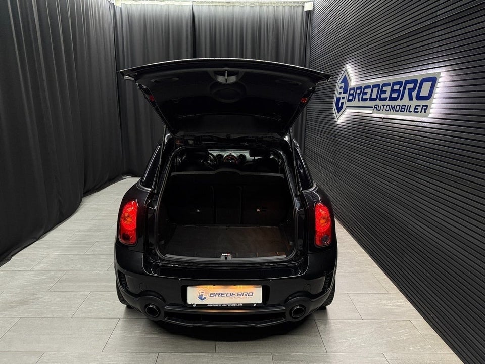MINI Countryman Cooper S 1,6 JC Works aut. ALL4 5d