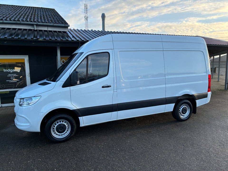 Mercedes Sprinter 317 2,0 CDi A2 Kassevogn aut. RWD