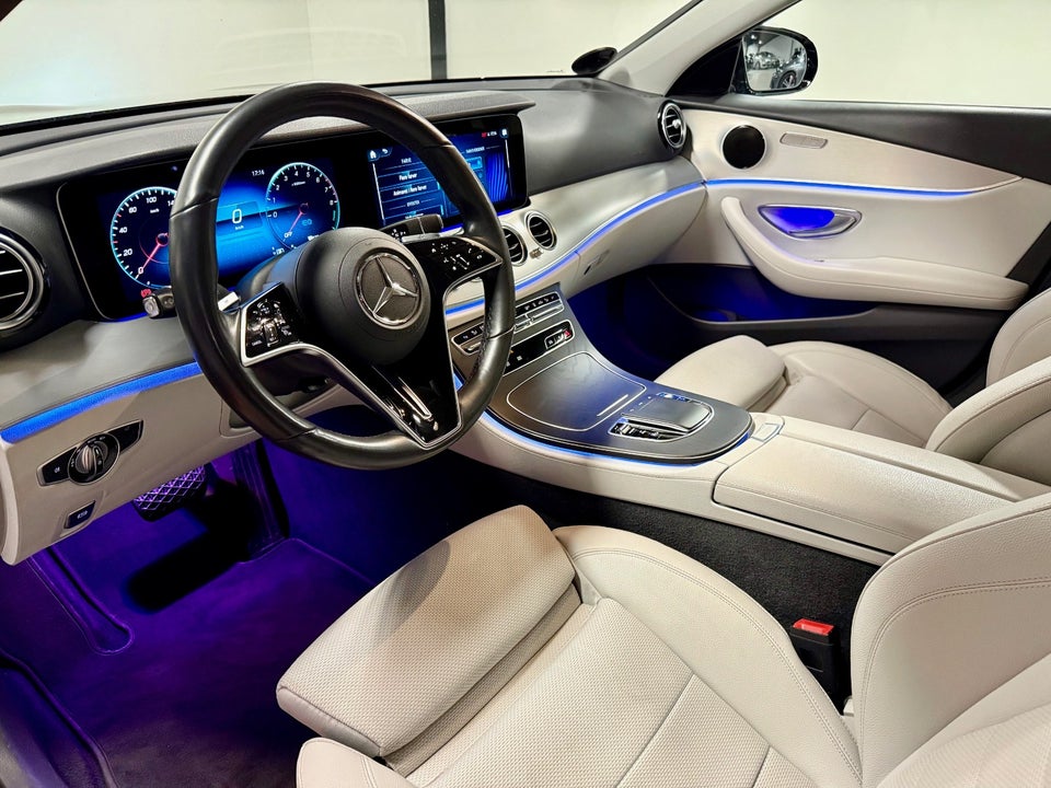 Mercedes E300 e 2,0 AMG Line stc. aut. 5d