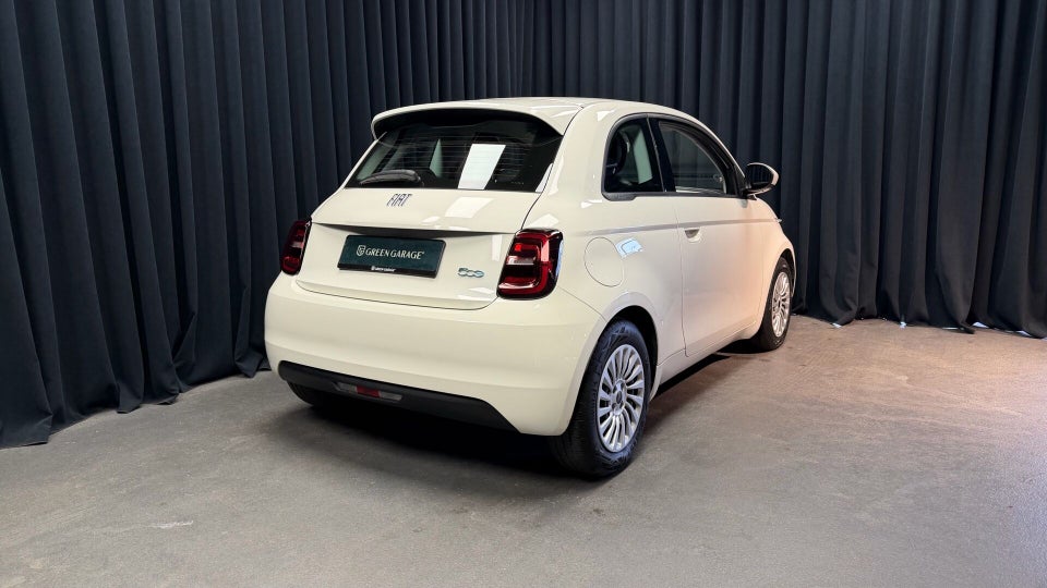 Fiat 500e 42 Icon 3d