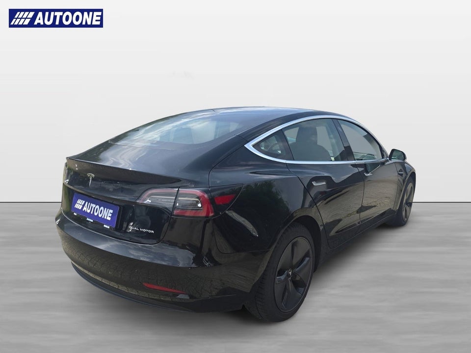 Tesla Model 3 Long Range AWD 4d