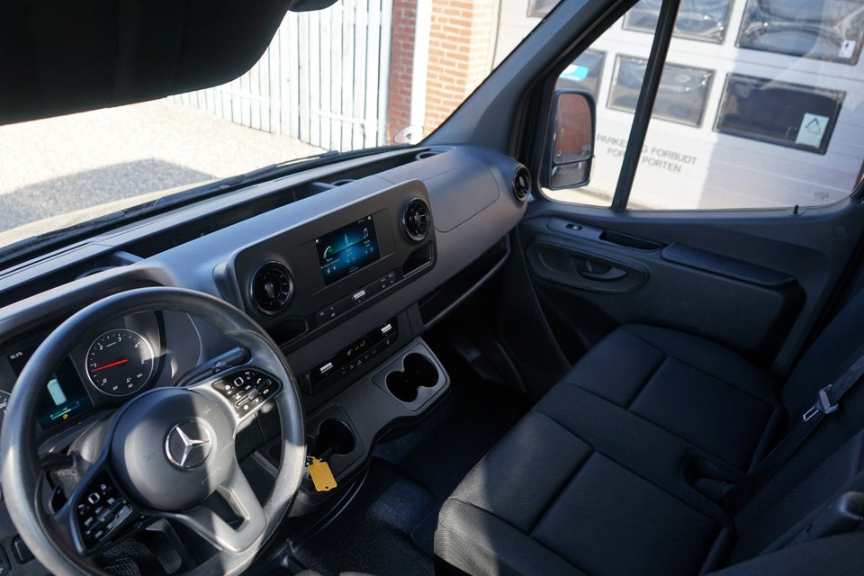 Mercedes Sprinter 317 2,0 CDi A3 Kassevogn aut. RWD