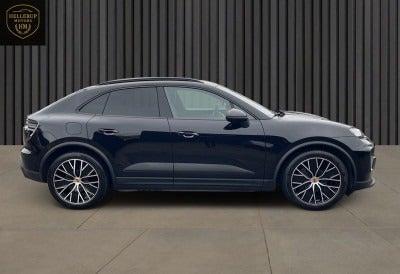 Porsche Macan 4 5d
