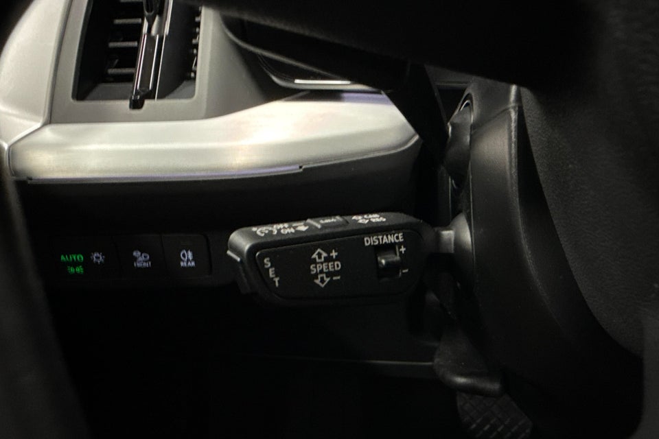 Audi Q4 e-tron performance 5d