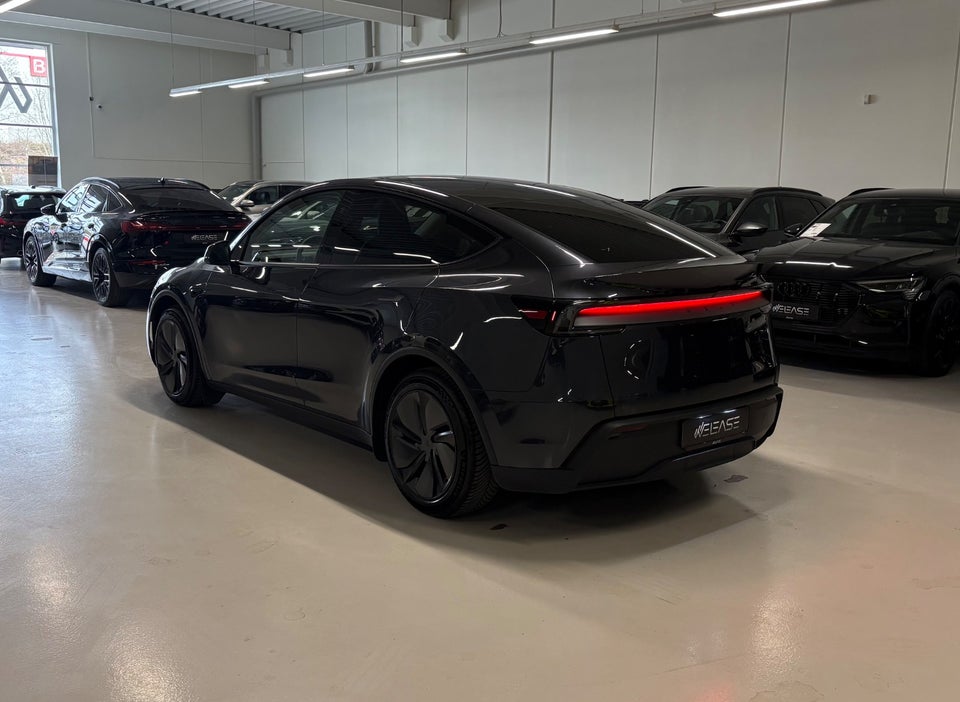 Tesla Model Y Long Range RWD 5d