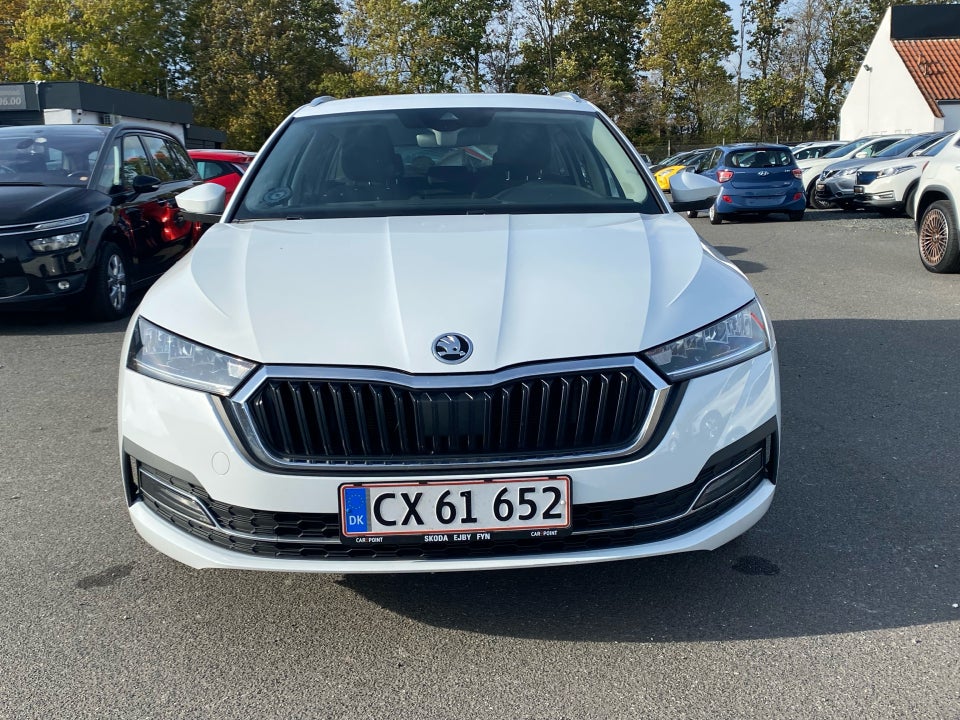 Skoda Octavia 2,0 TDi 150 First Edition Combi DSG 5d