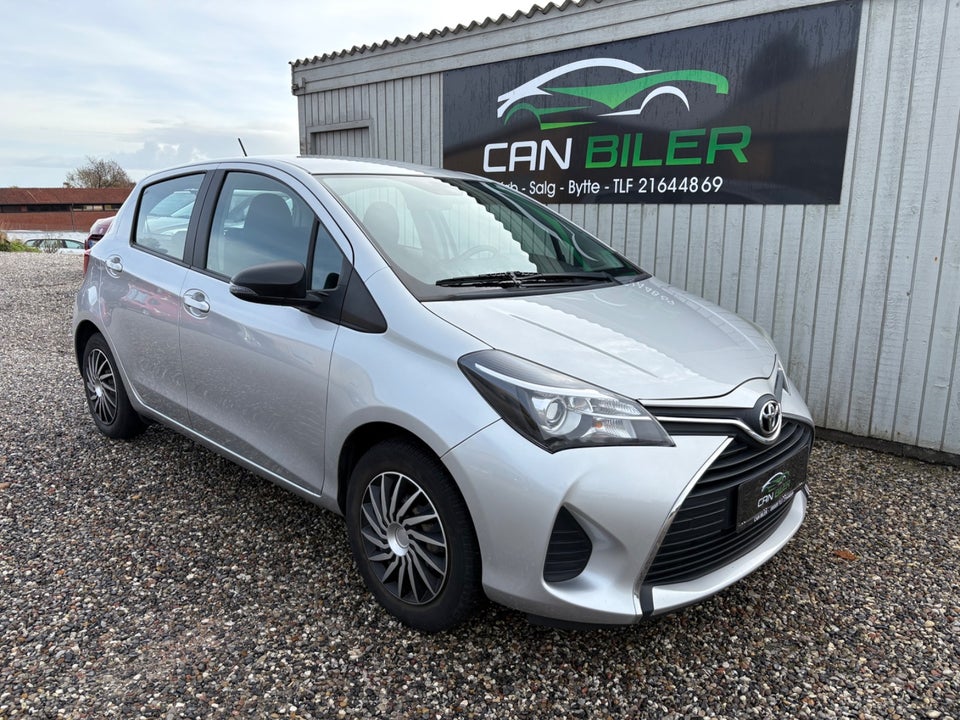 Toyota Yaris 1,0 VVT-i T2 5d