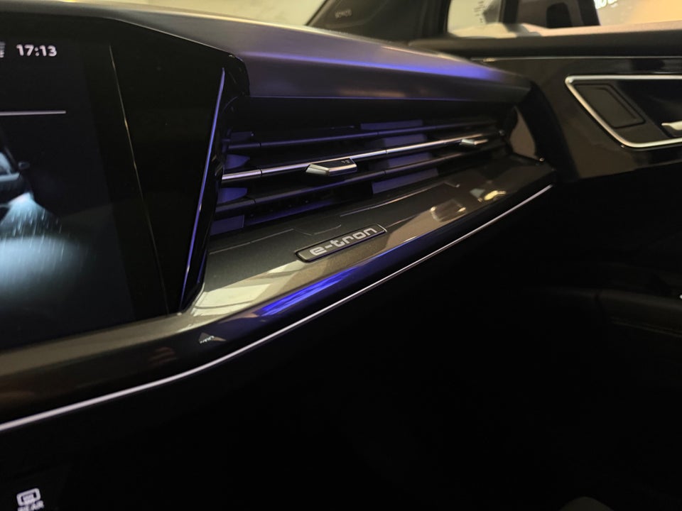 Audi Q4 e-tron 40 Advanced S-line 5d