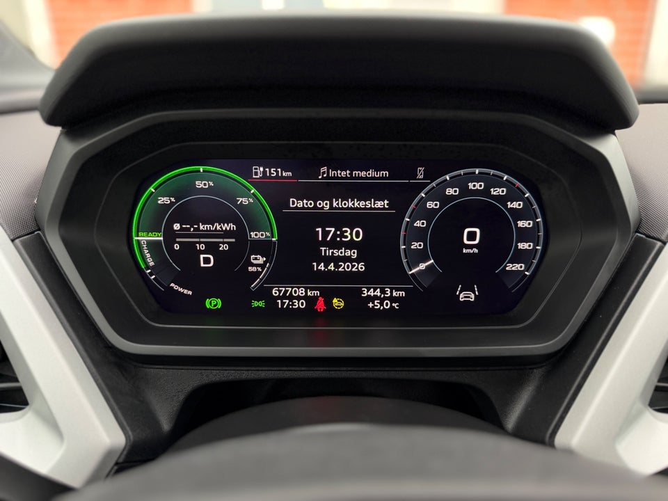 Audi Q4 e-tron 35 Advanced 5d