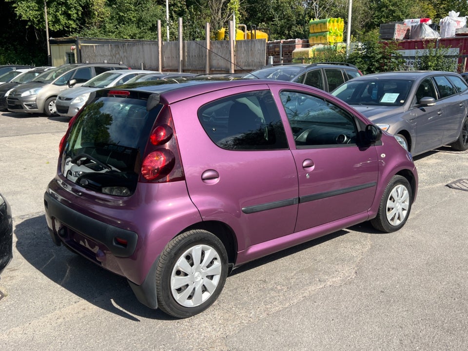 Peugeot 107 1,0 Champion Sport 5d