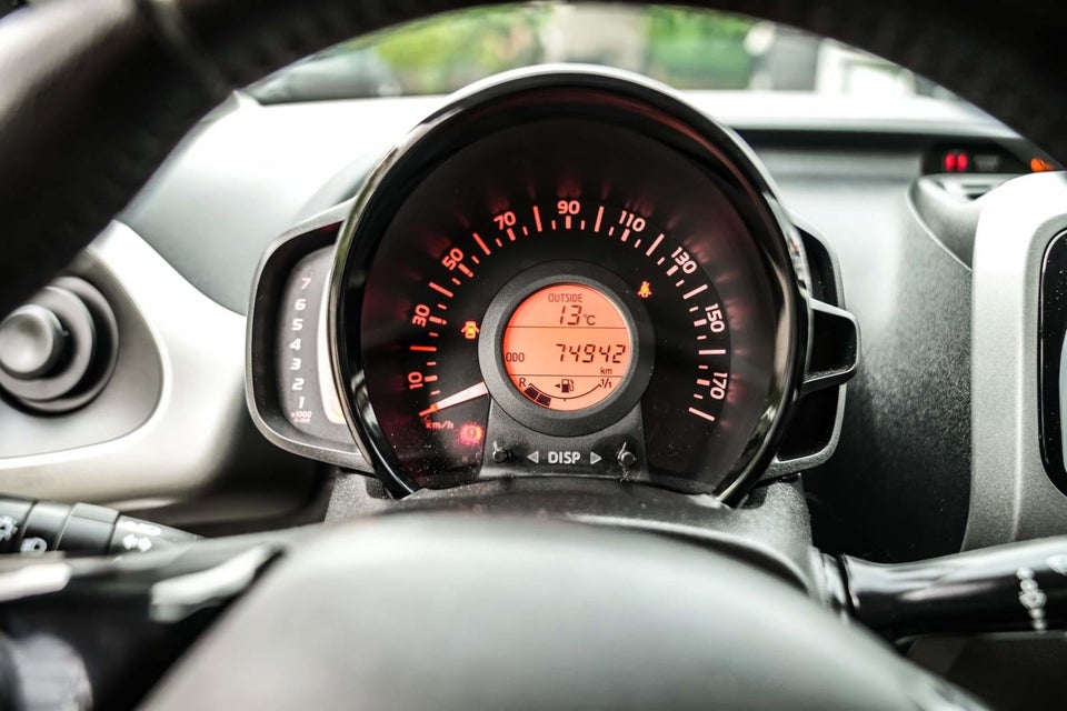 Toyota Aygo 1,0 VVT-i x-touch 5d