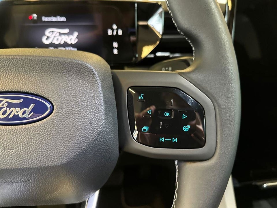 Ford Explorer 82 Select Extended Range 5d