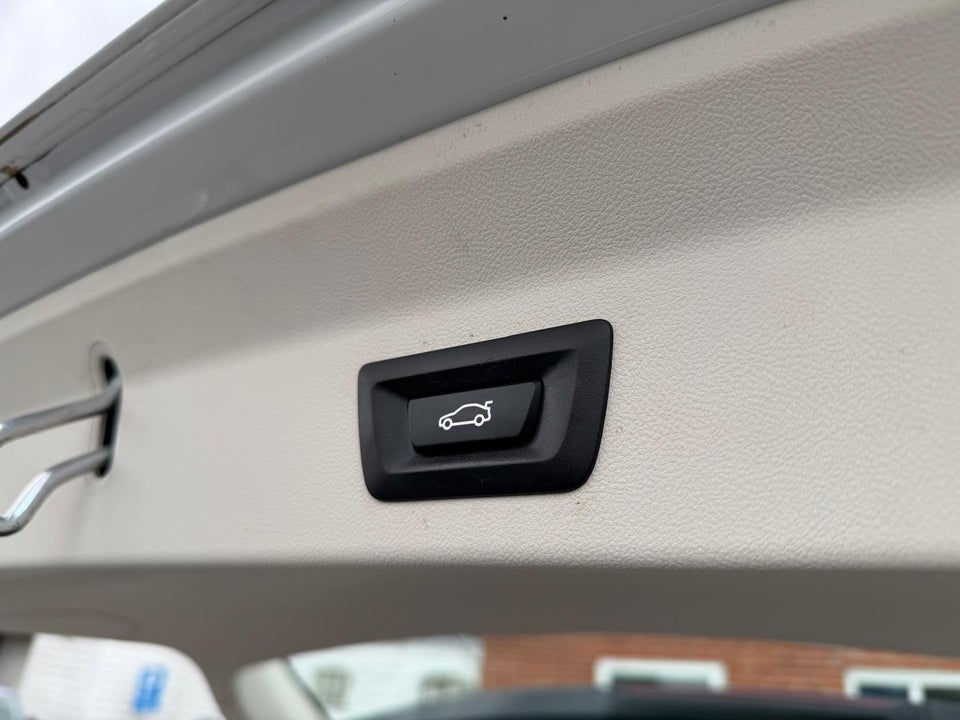 BMW iX3 Charged 5d