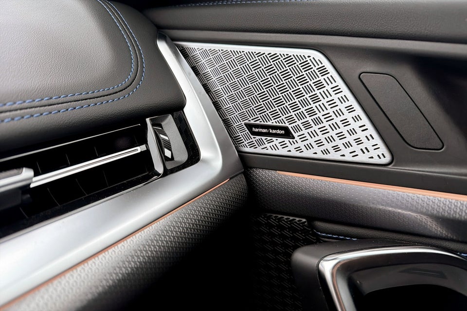 BMW iX1 xDrive30 Fully Charged M-Sport 5d