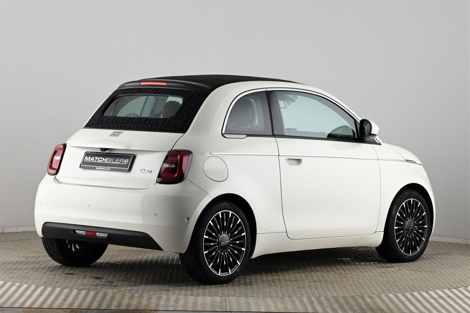 Fiat 500e 42 la Prima by Bocelli Cabrio 2d