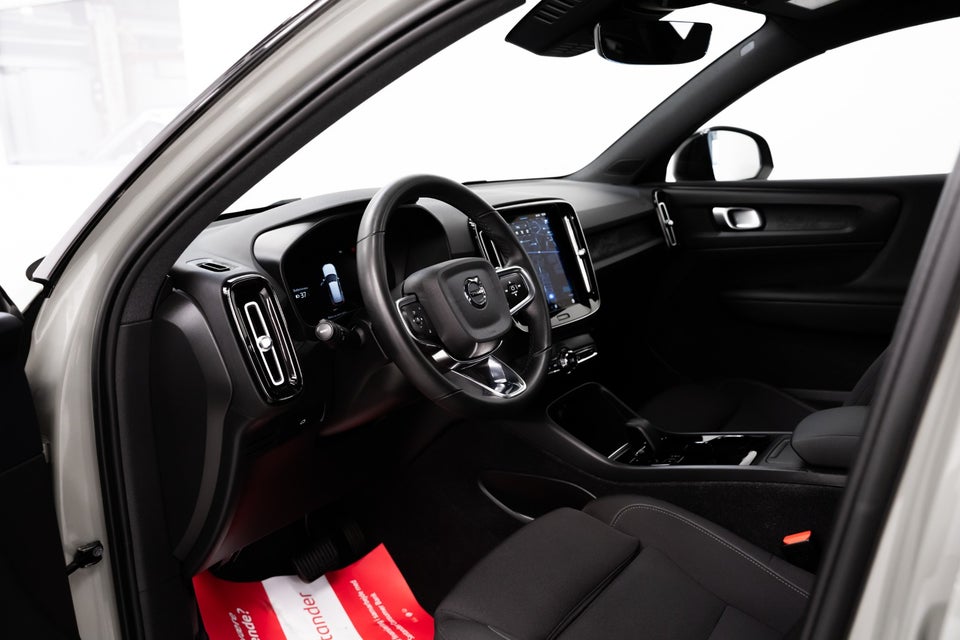 Volvo XC40 P6 ReCharge Core 5d