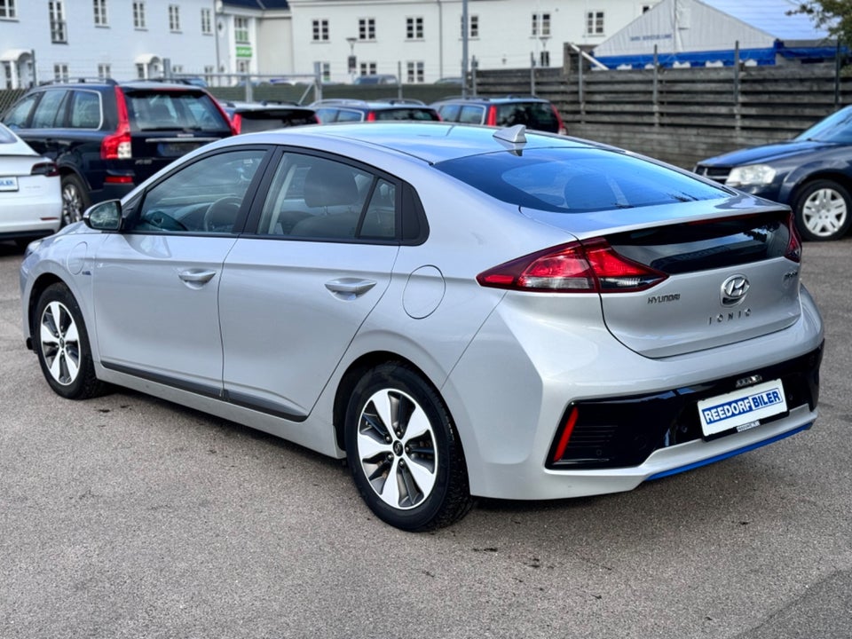 Hyundai Ioniq 1,6 PHEV Trend DCT 5d