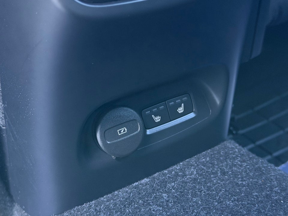 Volvo XC40 P6 ReCharge Core 5d