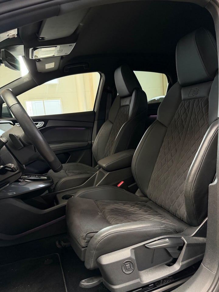 Audi Q4 e-tron 40 S-line Sportback 5d