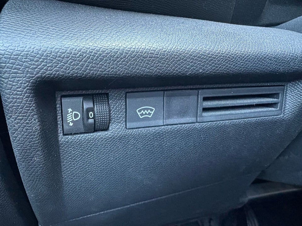 Citroën C4 1,2 PureTech 130 VTR Sport 5d
