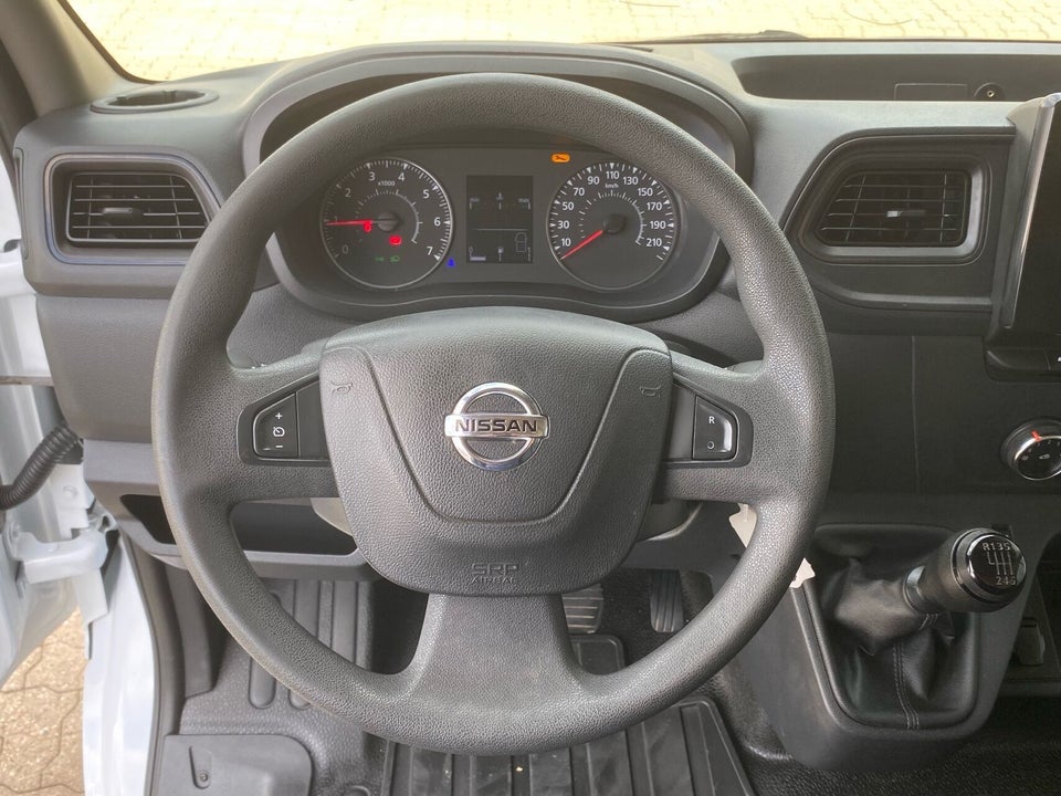 Nissan Interstar 2,0 dCi 150 L2H2 N-Connecta Van
