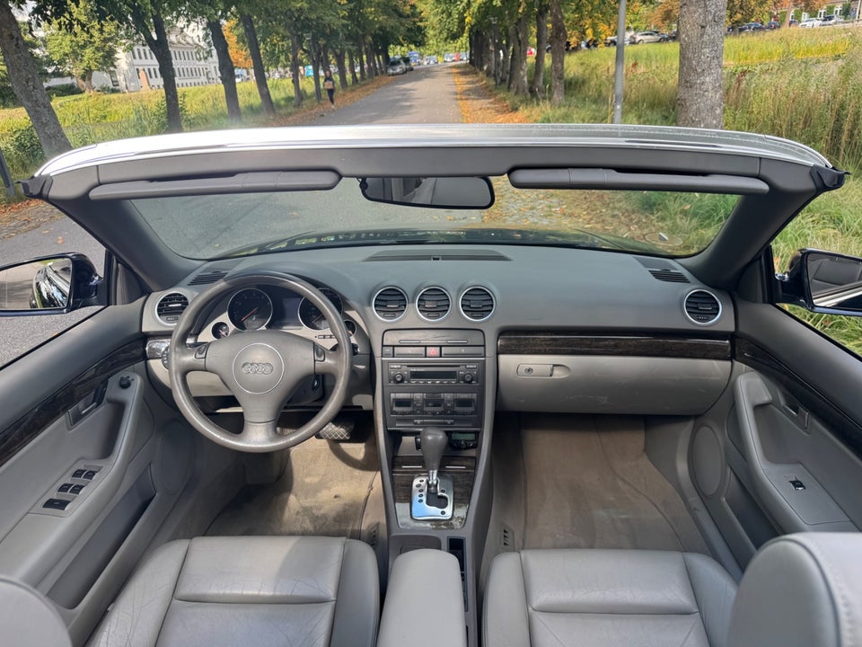 Audi A4 3,0 V6 Cabriolet Multitr. 2d