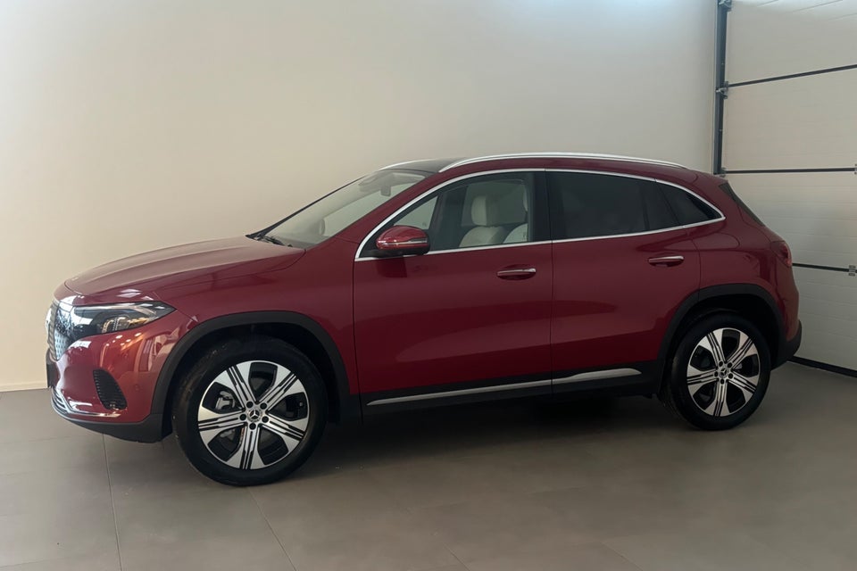 Mercedes EQA250+ Progressive 5d
