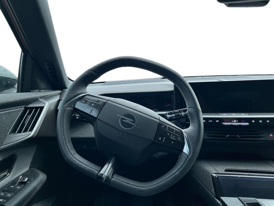 Opel Grandland-e 73 GS Sky 5d