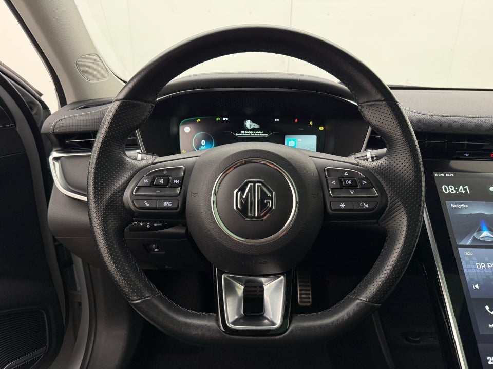 MG Marvel R Luxury 5d