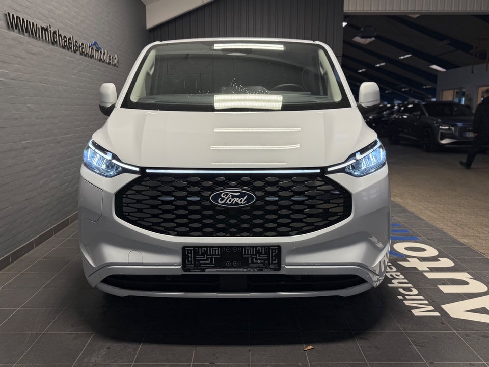 Ford E-Transit Custom 320S 64 Limited