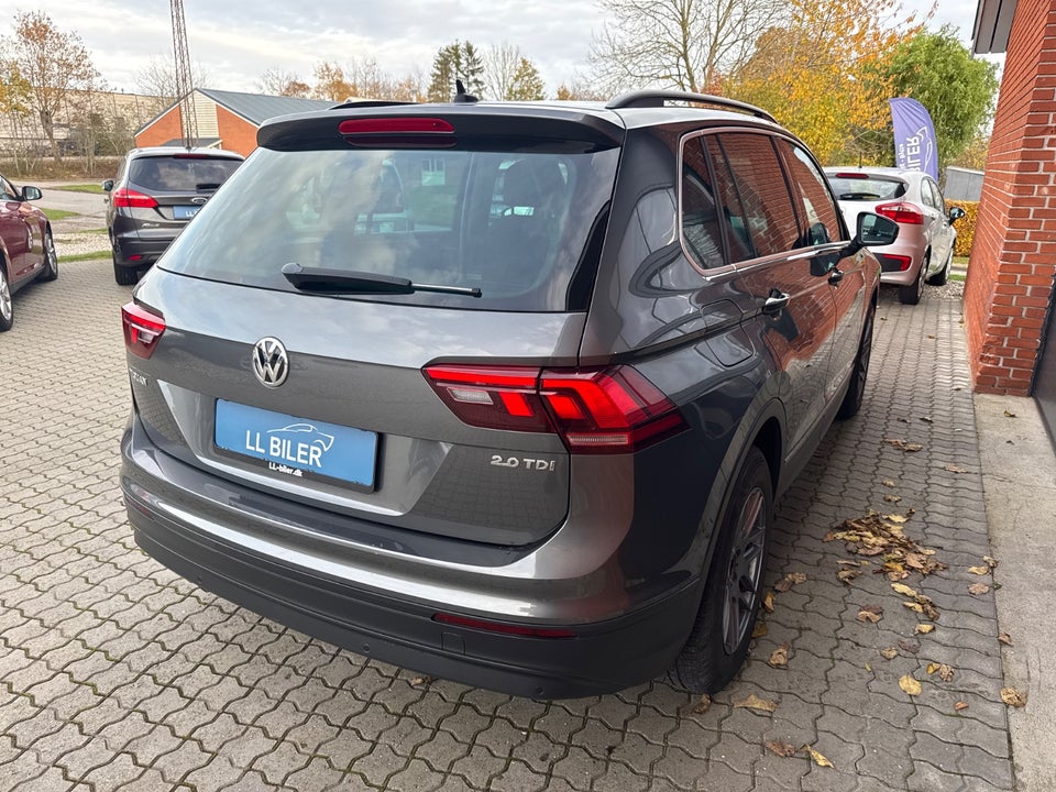 VW Tiguan 2,0 TDi 150 Highline DSG Van 5d