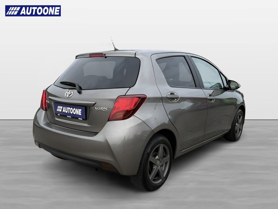 Toyota Yaris 1,0 VVT-i T2 5d