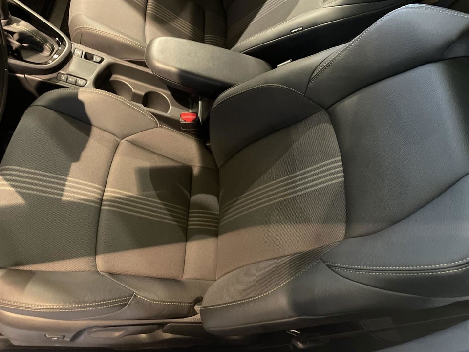 Toyota Yaris Cross 1,5 Hybrid Adventure e-CVT 5d