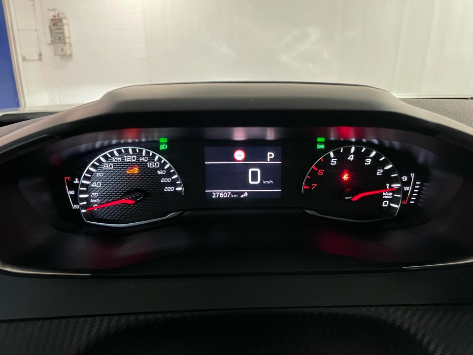 Peugeot 2008 1,2 PureTech 130 Vision Pack EAT8 5d