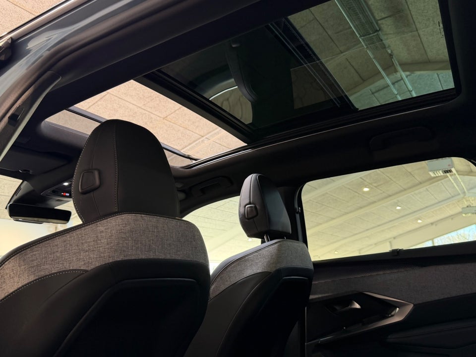 Peugeot e-5008 77 GT Pack 7prs 5d