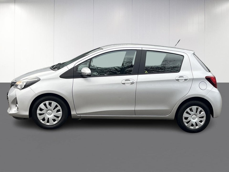 Toyota Yaris 1,0 VVT-i T2 5d