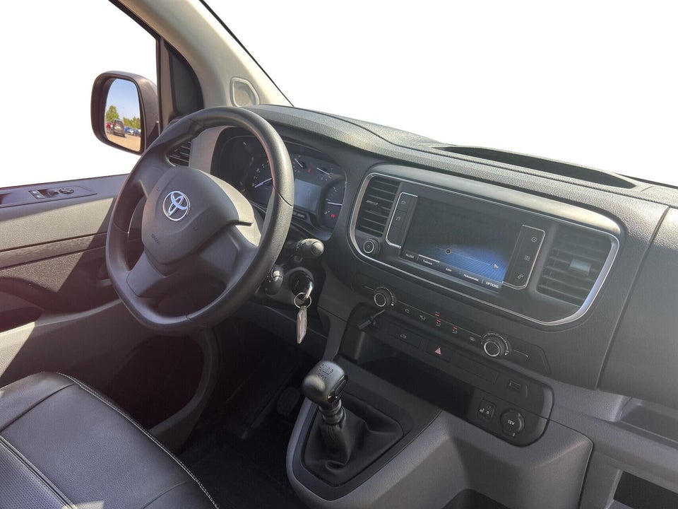 Toyota ProAce 2,0 D 144 Long Comfort 5d