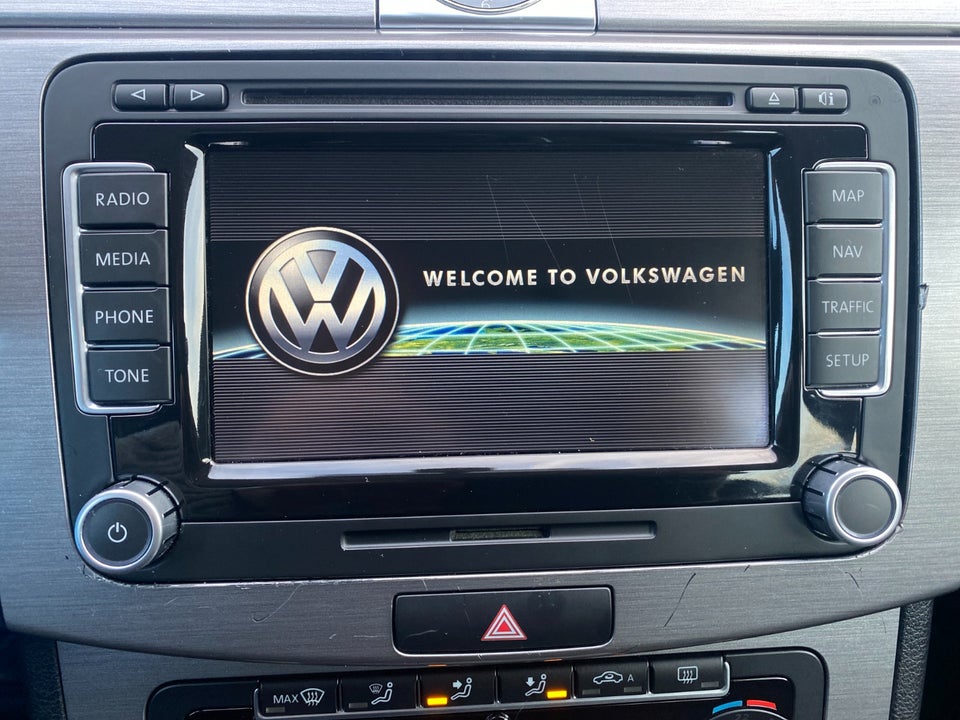 VW Passat 1,6 TDi 105 Highline Variant BMT 5d