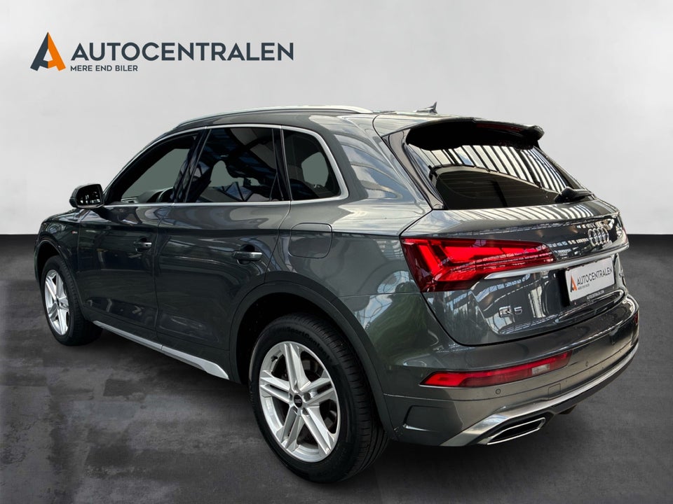 Audi Q5 50 TFSi e S-line quattro S-tr. 5d