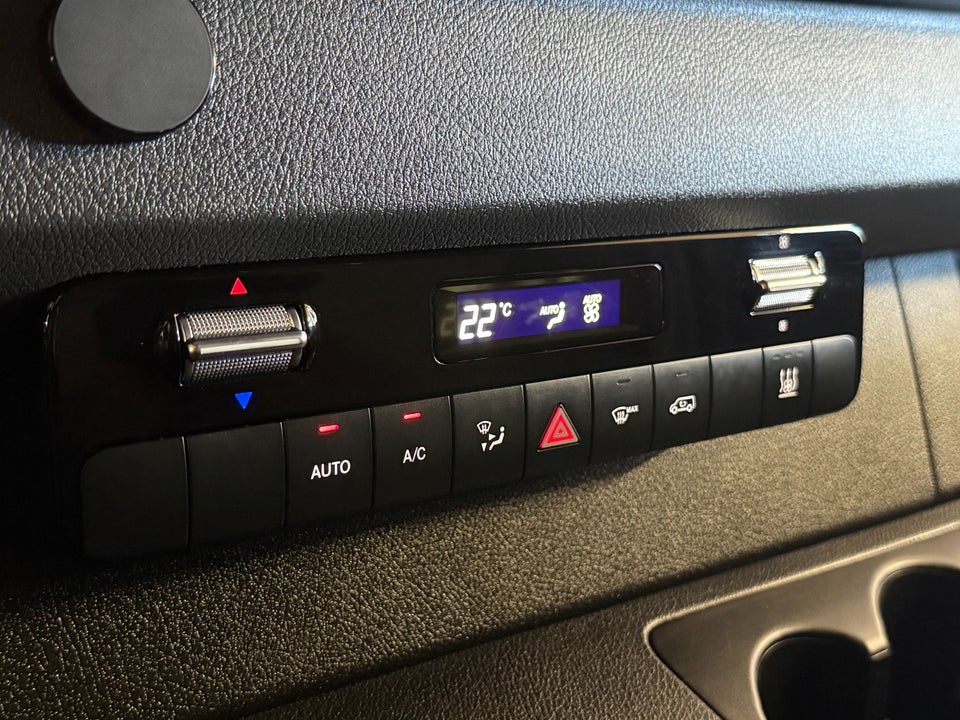 Mercedes Sprinter 319 2,0 CDi A2 Kassevogn aut. RWD