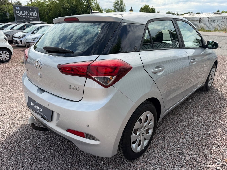 Hyundai i20 1,25 Vision 5d