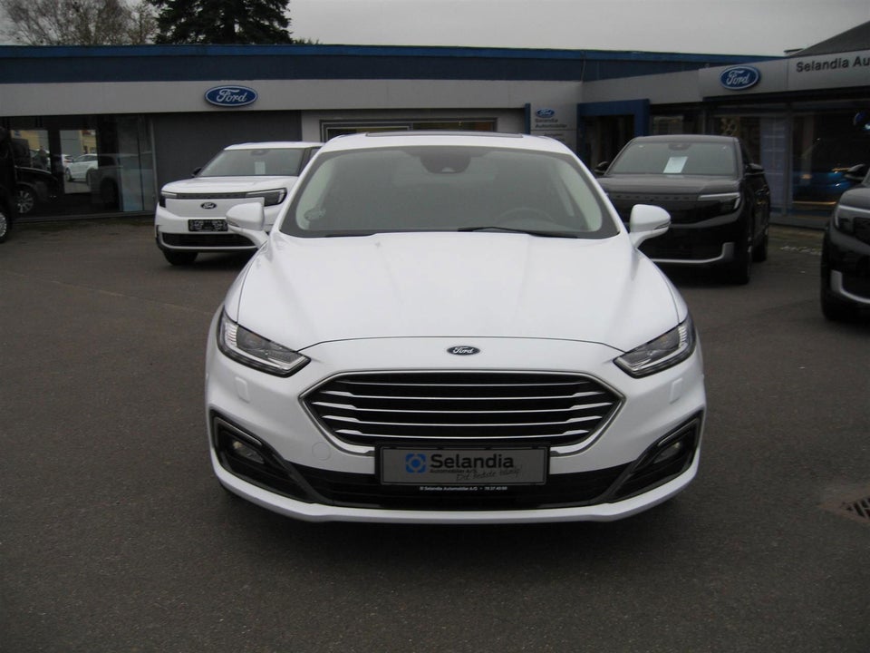 Ford Mondeo 2,0 HEV Titanium stc. CVT 5d