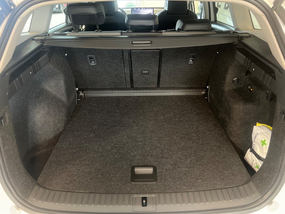 Skoda Enyaq 80 iV Loft 5d