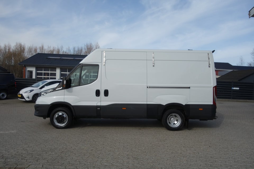 Iveco Daily 3,0 50C21 12m³ Van AG8