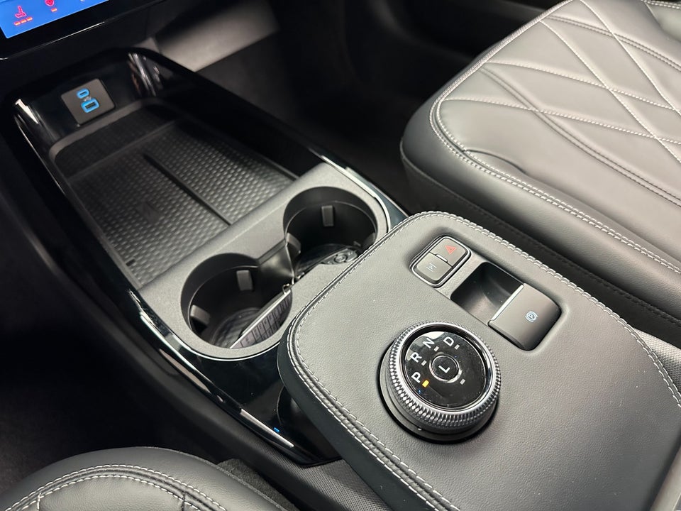 Ford Mustang Mach-E 75 Standard Range 5d