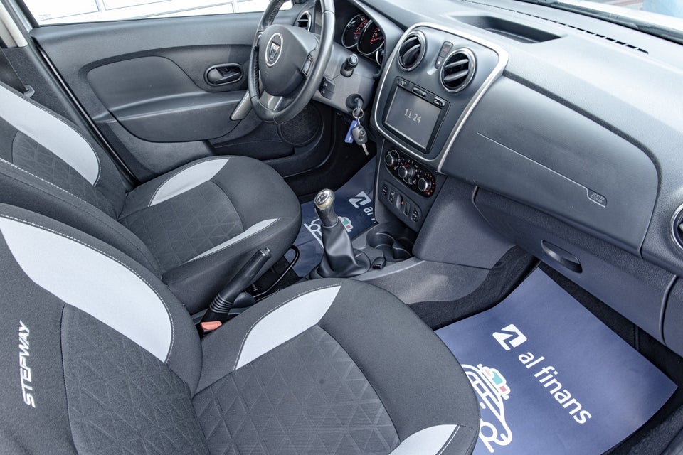 Dacia Sandero Stepway 1,5 dCi 90 Prestige 5d